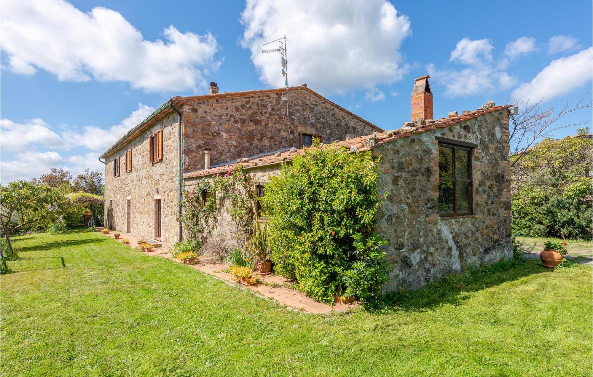 Cozy Home In Massa Marittima Gr With Kitchen 외부 사진
